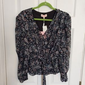 Leyden L black mini paisley long sleeve vneck blouse